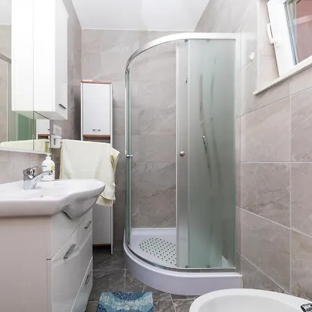 Seaside House With A Swimming Pool Businci, Ciovo - 11882 Holiday home *